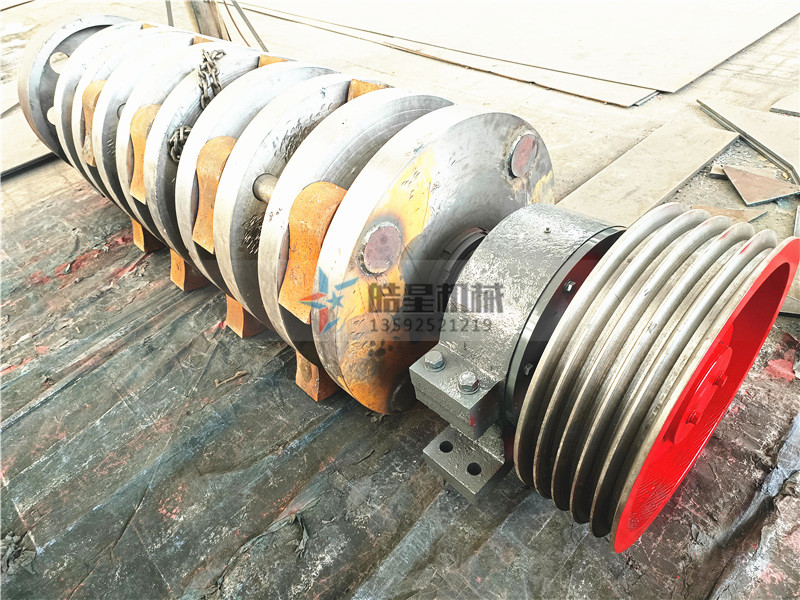 <a href='http://m.anenr.cn/psxl/4.html' target='_blank'><span>廢鋼破碎機(jī)</span></a>廠(chǎng)家<a href='http://m.anenr.cn/scxc/1572.html' target='_blank'><span>錘頭</span></a>結(jié)構(gòu)生產(chǎn)現(xiàn)場(chǎng)展示